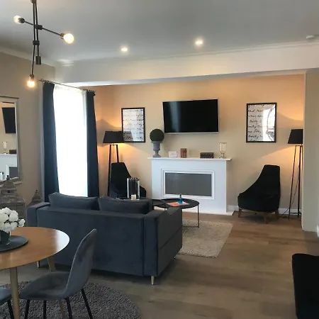 - LAZARE- Maison de maître , appartements de standing, proche du centre avec parking privatif gratuit Béziers Extérieur photo