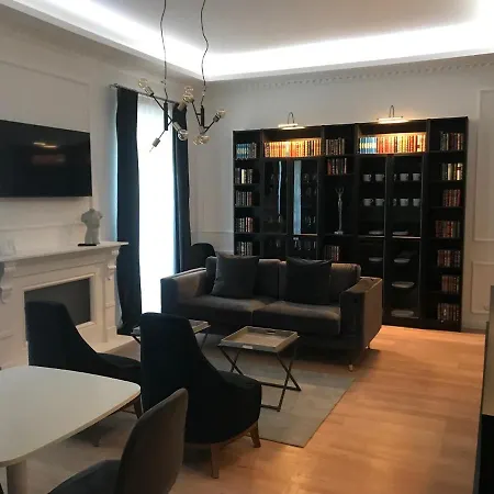 - LAZARE- Maison de maître , appartements de standing, proche du centre avec parking privatif gratuit Béziers Extérieur photo